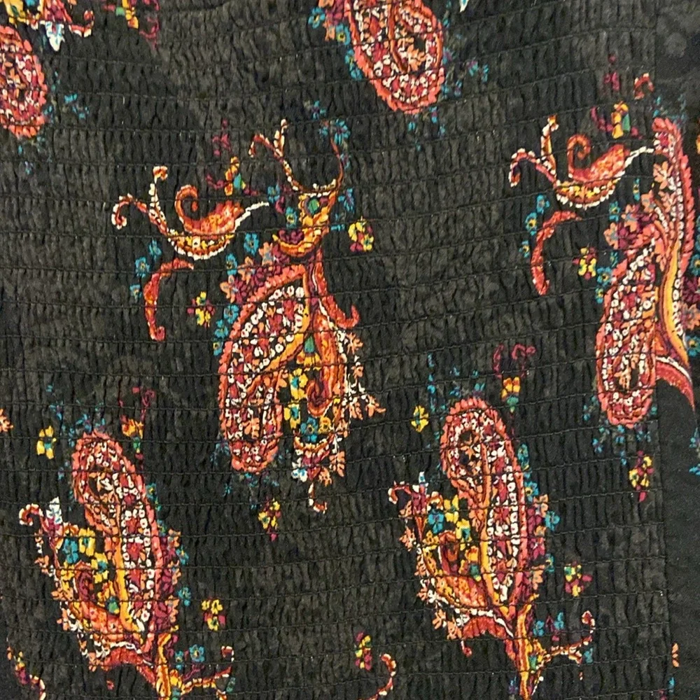 Torrid Black Black Paisley Sleeveless Smocked Sweetheart Neck Tank Top 3532 - Picture 6 of 11